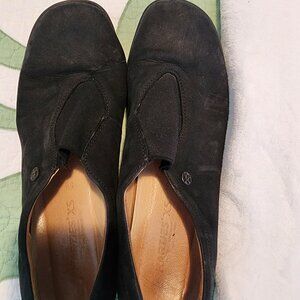 ✨ HARTJES XS Black Nubuck Slip-Ons – Austrian Podiatrist-Approved Magic ✨